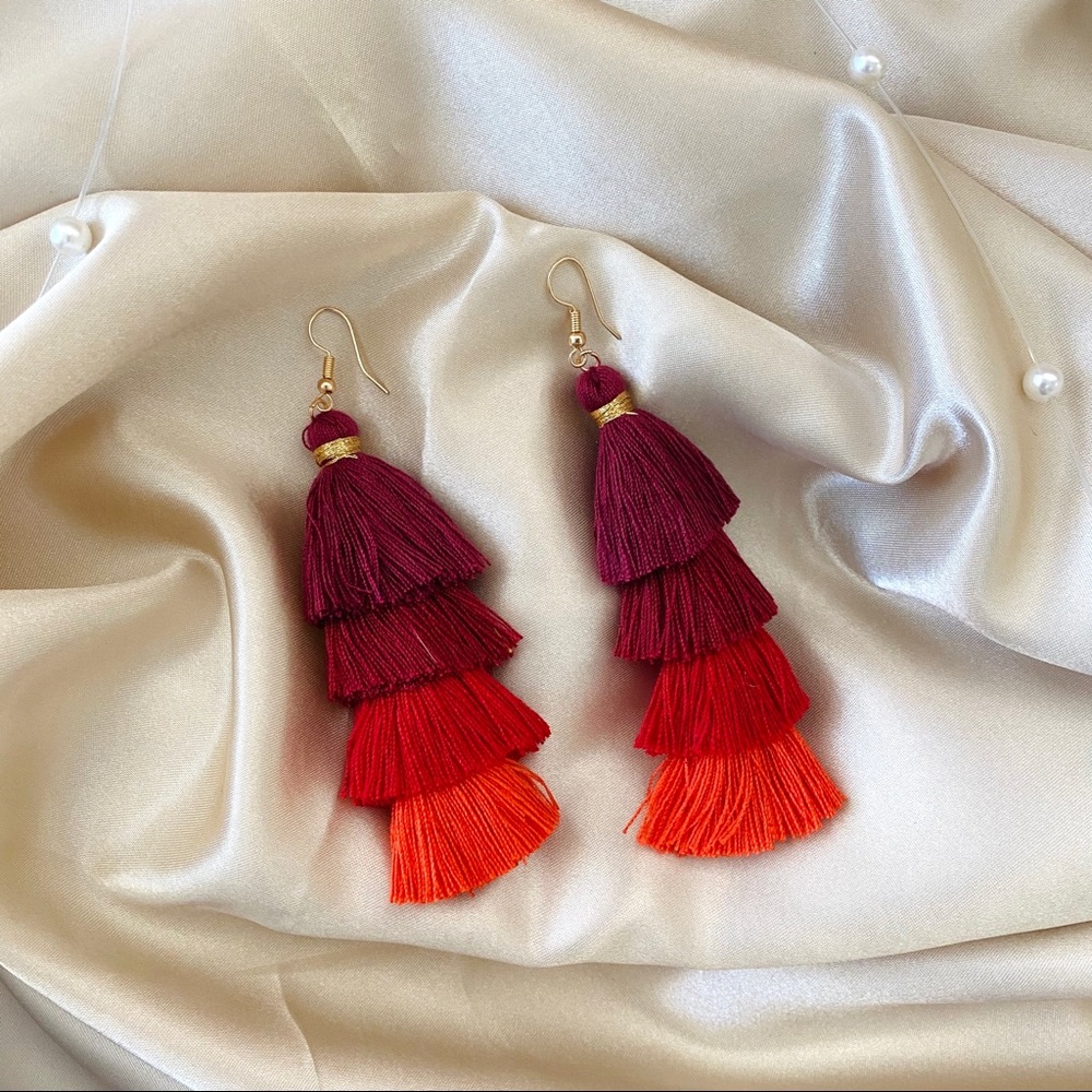 “Kona” / Multi Tassels Color Earrings - Picture 3 of 5